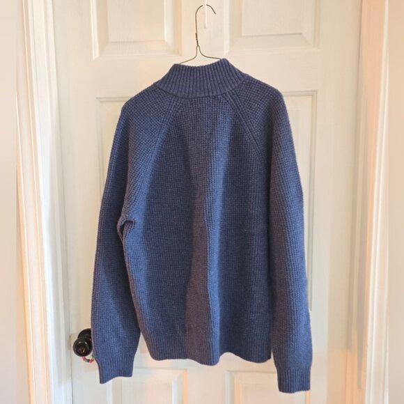Banana Republic NWT Men's Blue Knit Wool Blend Sweater - Picture 4 of 9
